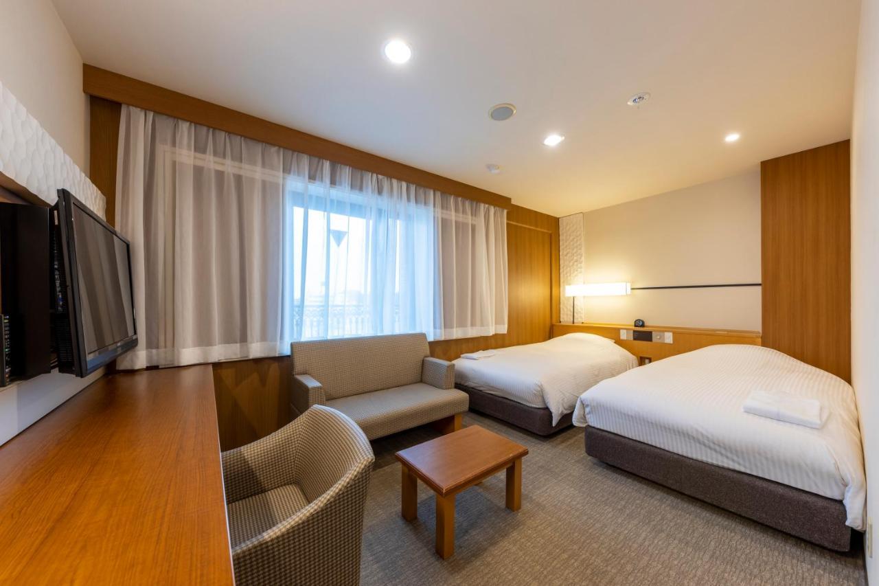 Jr Clement Inn Himeji Buitenkant foto