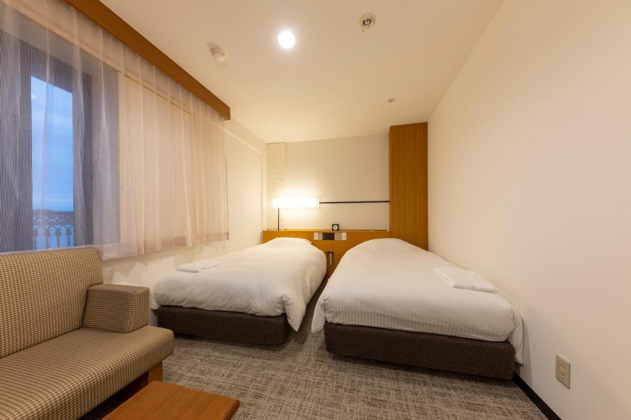 Jr Clement Inn Himeji Buitenkant foto